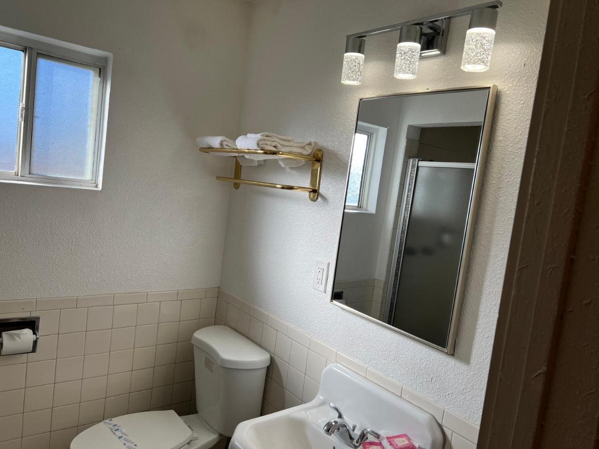 Sherwood Motel بالمديل المظهر الخارجي الصورة